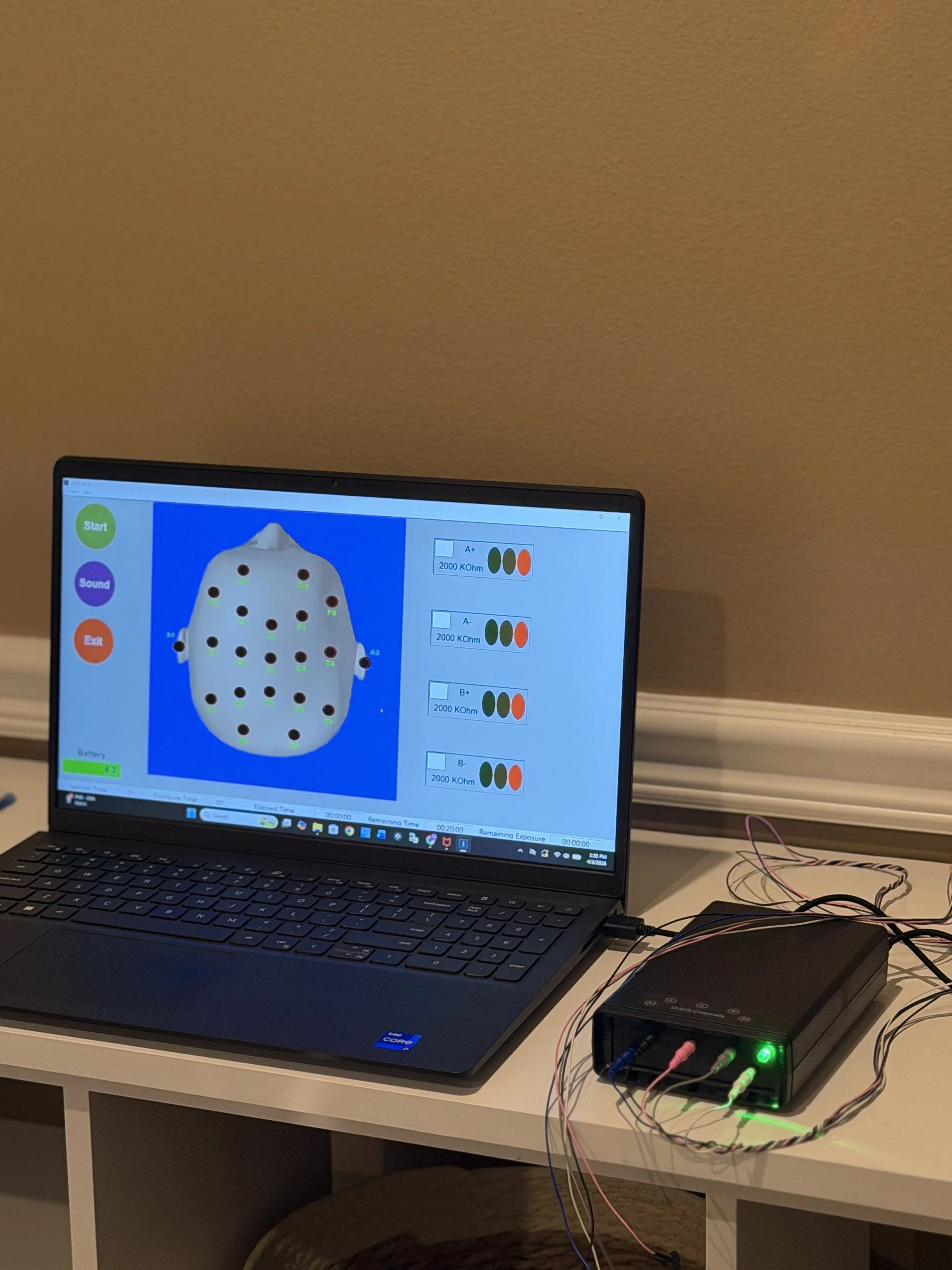 Screen with Microcurrent Neurofeedback monitor