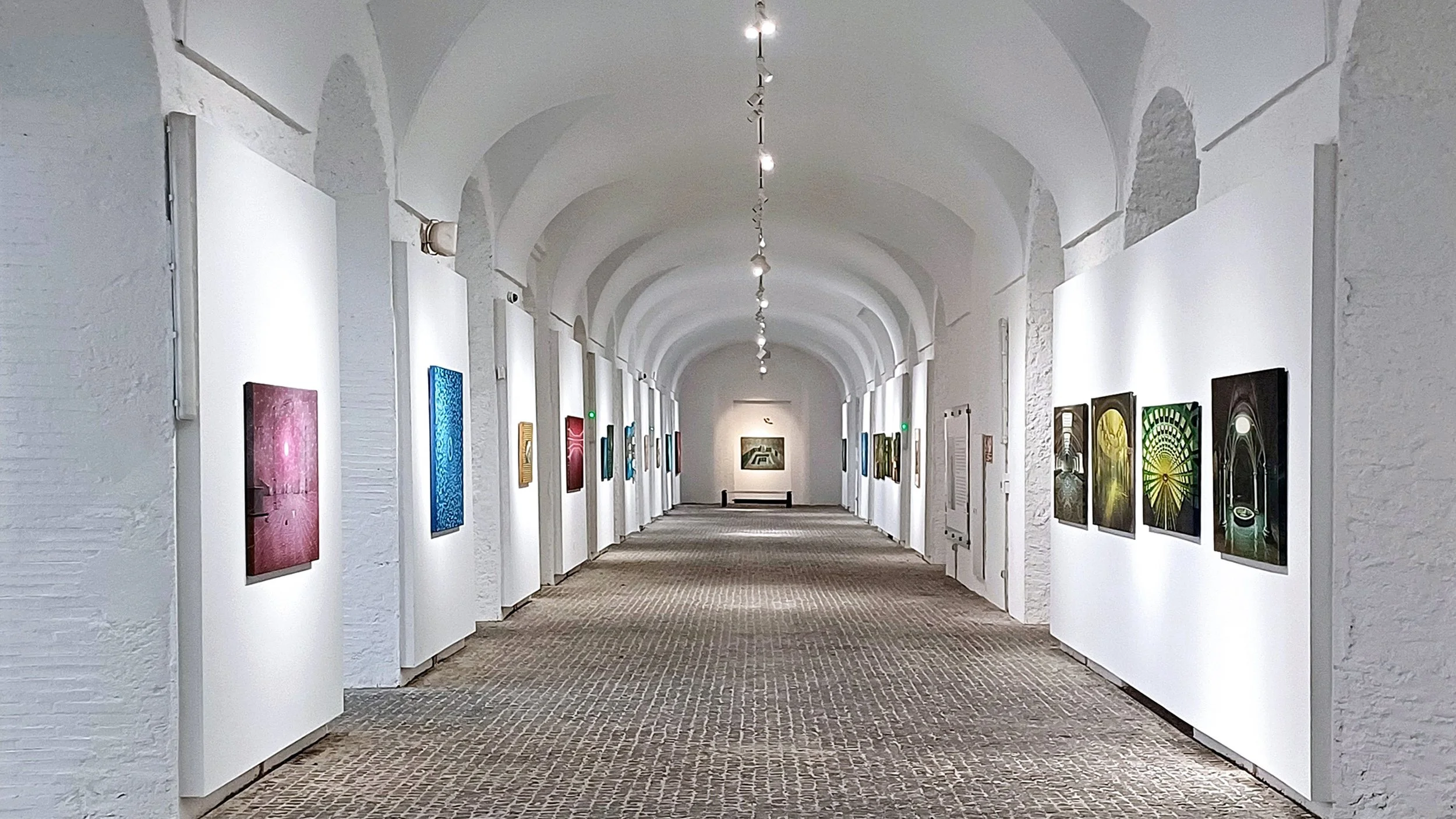 Fernando Molero installation view showing oil paintings on canvas in gallery