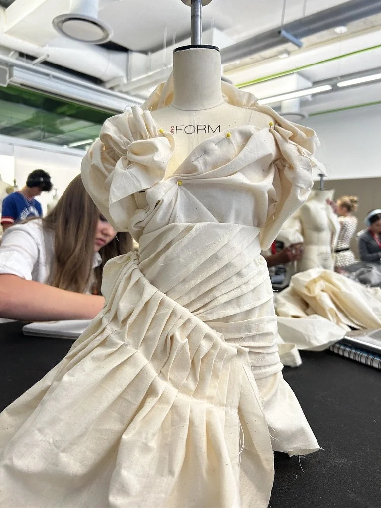 FASHION DESIGN