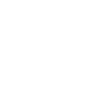 Pantalla de código con línea de código y icono de lupa con etiquetas de código.