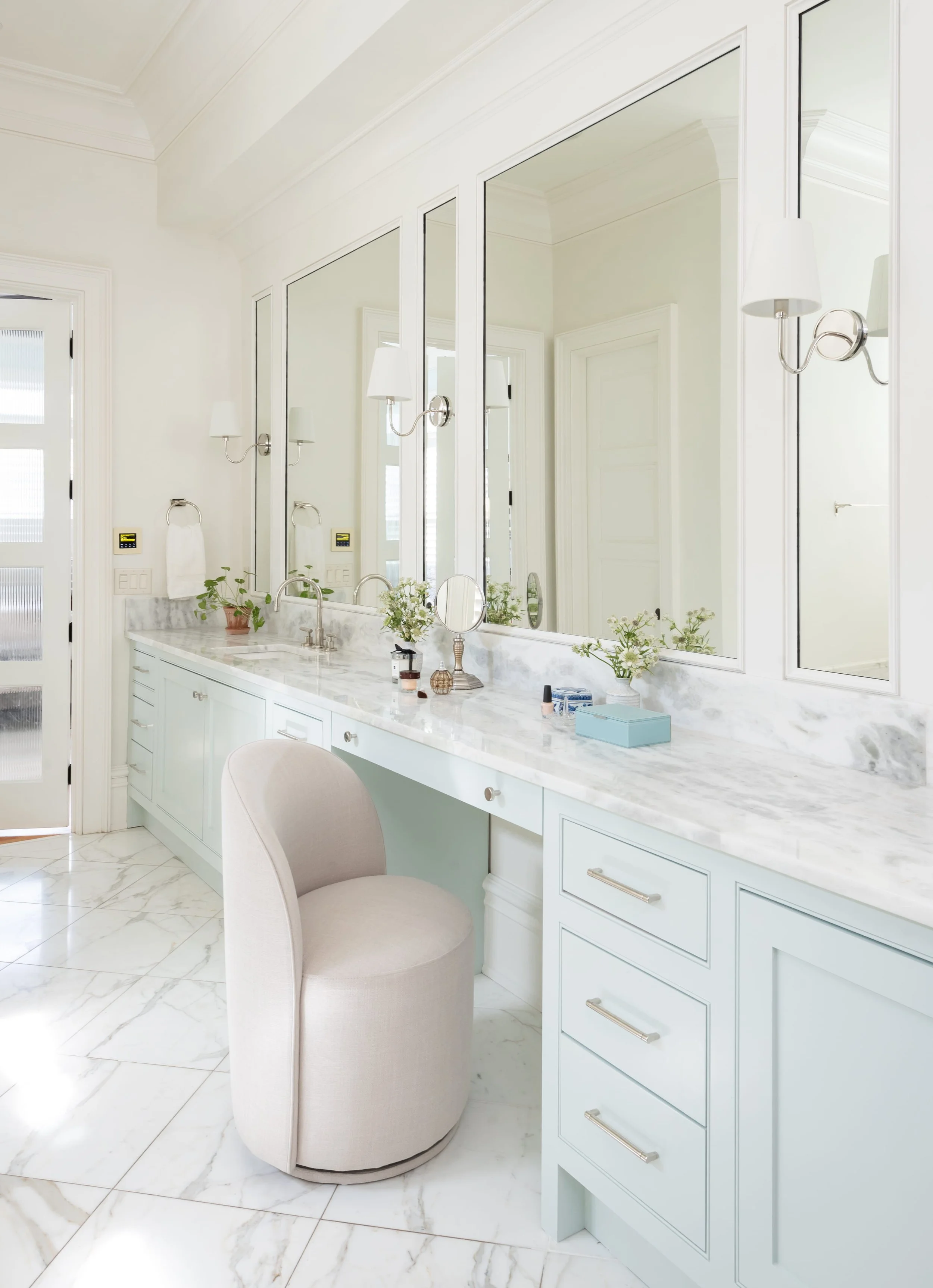 claudia leonard interiors daniel island estate 35.jpg