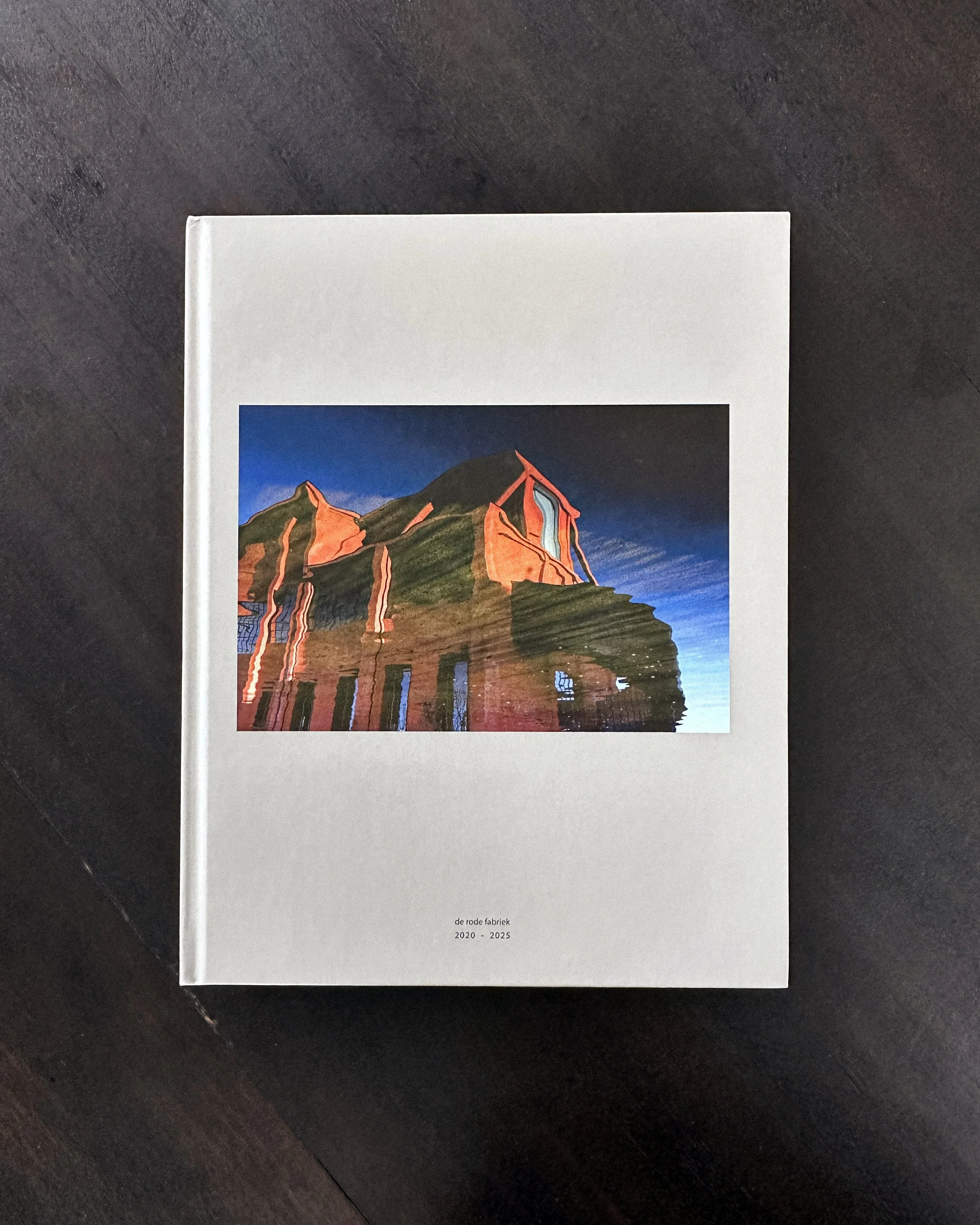 Book: de rode fabriek / 2020 - 2025