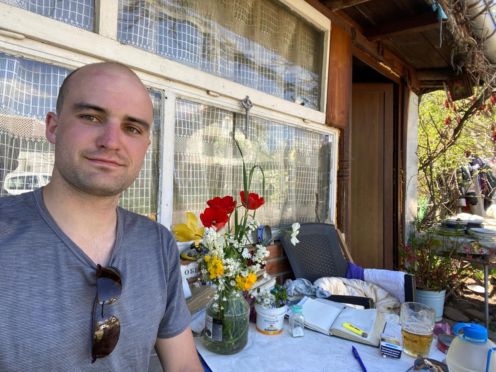 A friendly meal with a kind local couple