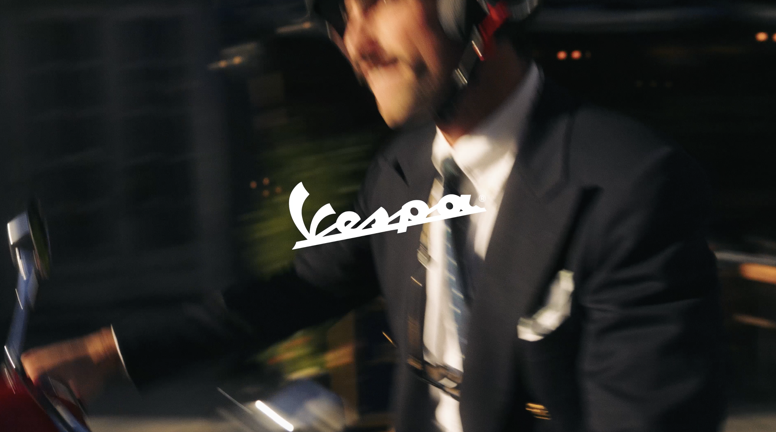 Vespa x Victor Netland
