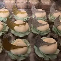 moon and stars cupcakes.jpg