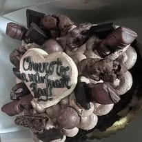choc lover heart cake.jpg