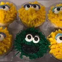 big bird and oscar cupcakes.jpg