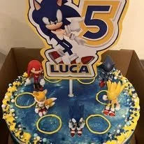 sonic hedgehog cake.jpg