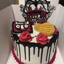 stranger things drip cake.jpg