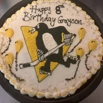 pens logo cookie cake.jpg