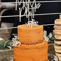 orange wedding tier.jpg