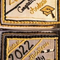 2022 grad sheet cakes.jpg