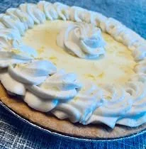 lemon cream pie2.jpg