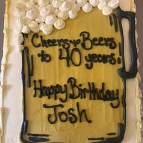 beer mug cupcake cake.jpg