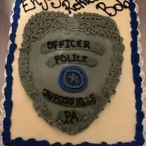 jhpd badge retirement cake.jpg