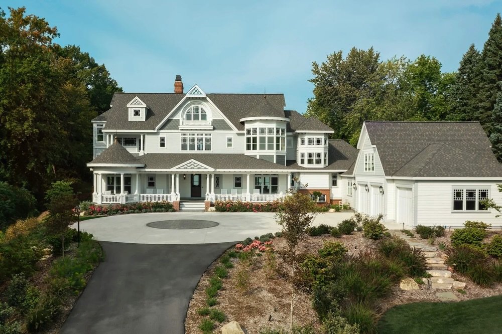 Mornington: A Victorian Home Built for Lake Michigan Living

Situated on a bluff above Lake Michigan just outside Holland, the first impression of Mornington is a circular drive that leads leads up to a wide front porch, setting a warm, welcoming ton