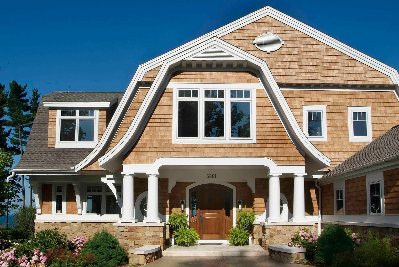 Westchester: A New England Home on a Lake Michigan Dune 🏡

Occasionally, a client arrives knowing precisely what they want. For this home, two well-researched doctors with a fondness for East Coast style came to us with a thoughtful wish list and a 