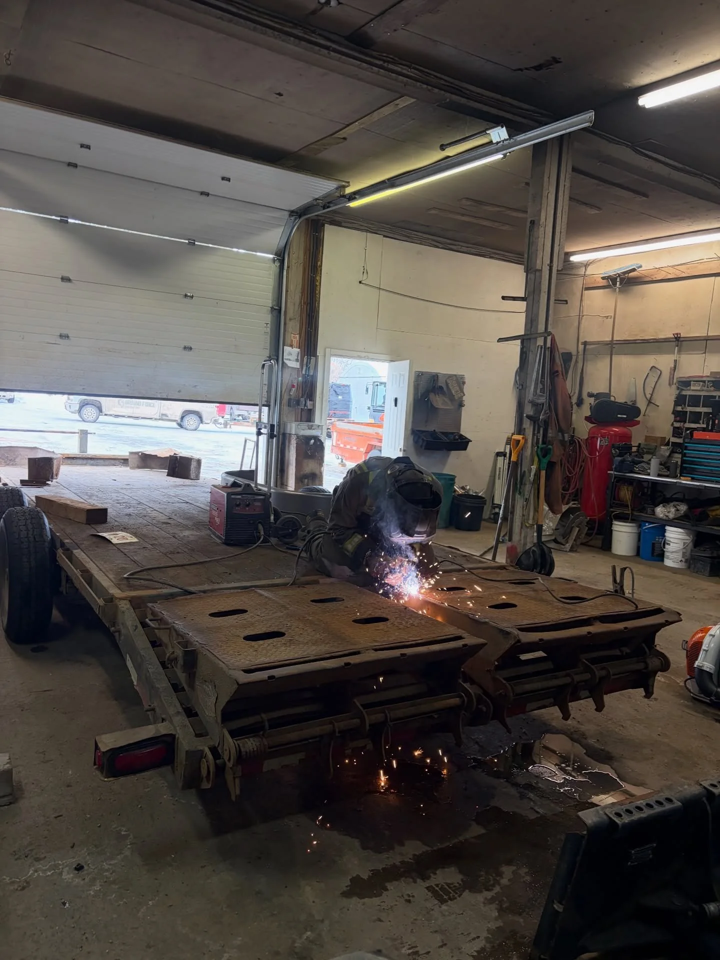 Keeping the fleet dialed, equipment ready, and the job sites moving.

The work doesn&rsquo;t stop when the machines do.

Always ready! 🥶🦾