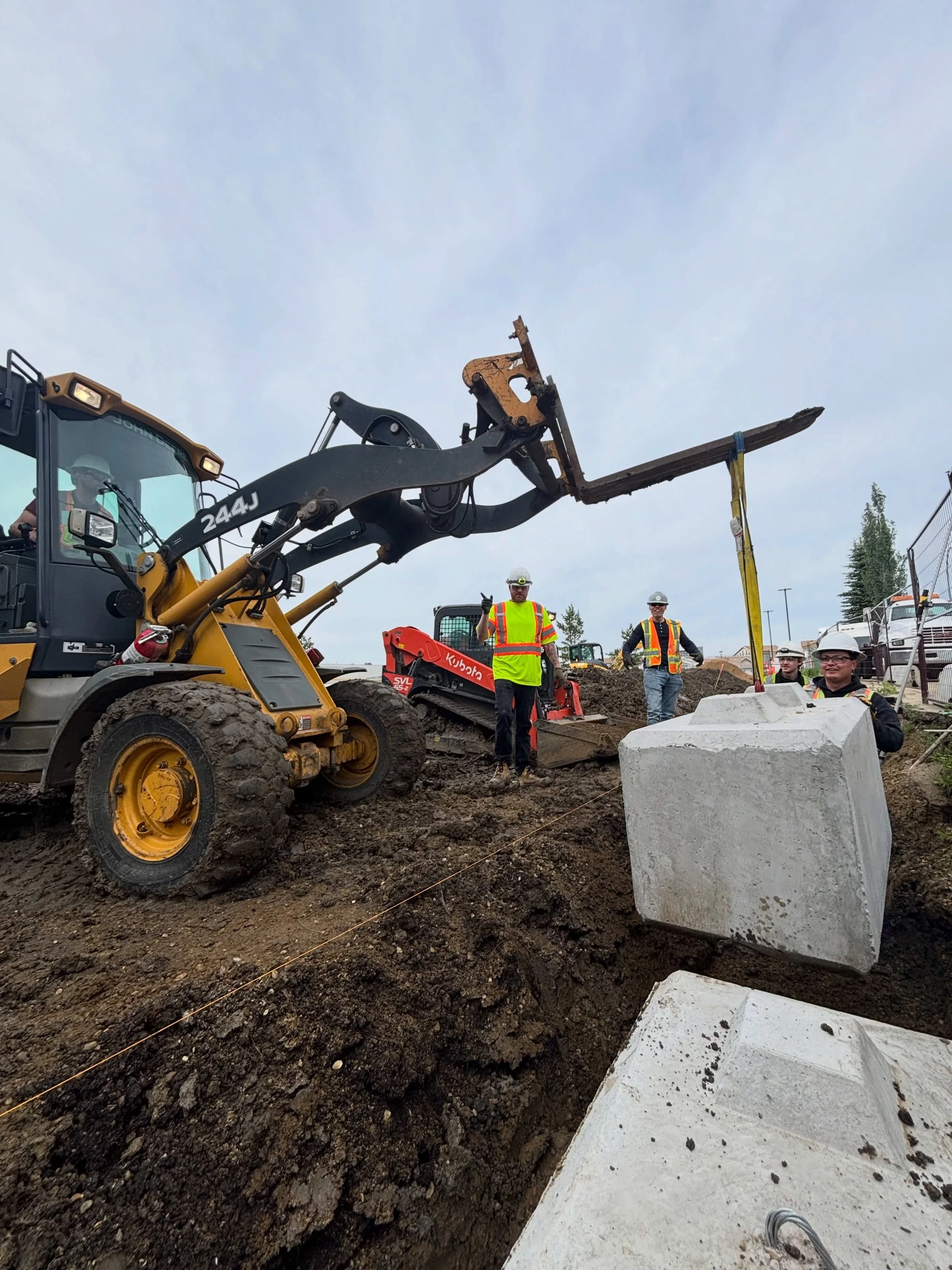This retaining wall project at the NAPA store in Edmonton was no small task. From excavation and prep to the final block, our crew handled it from start to finish.

Projects like this are built on proper planning, quality workmanship, and a team that