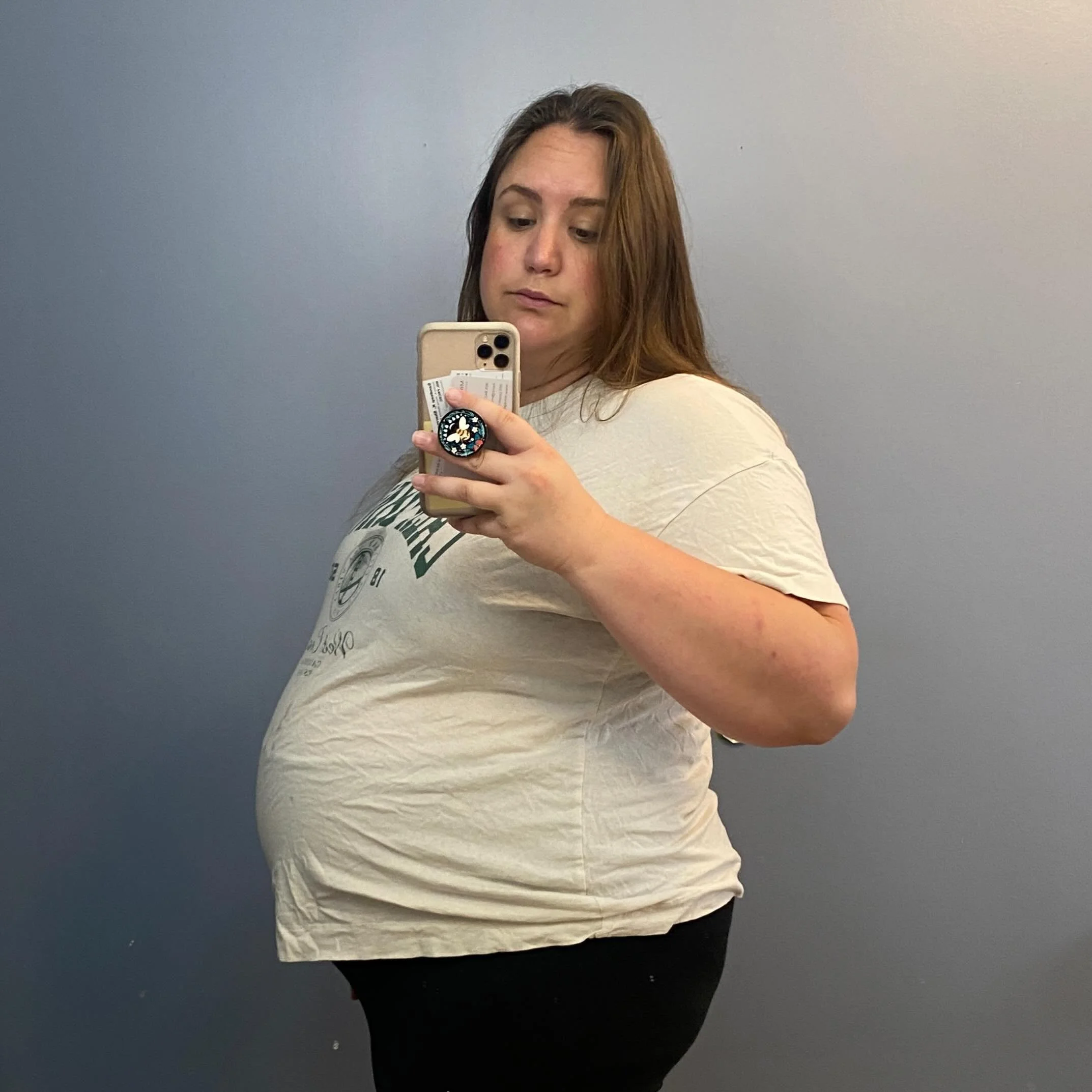 #tbt to me wondering if anyone could tell I was pregnant 😅