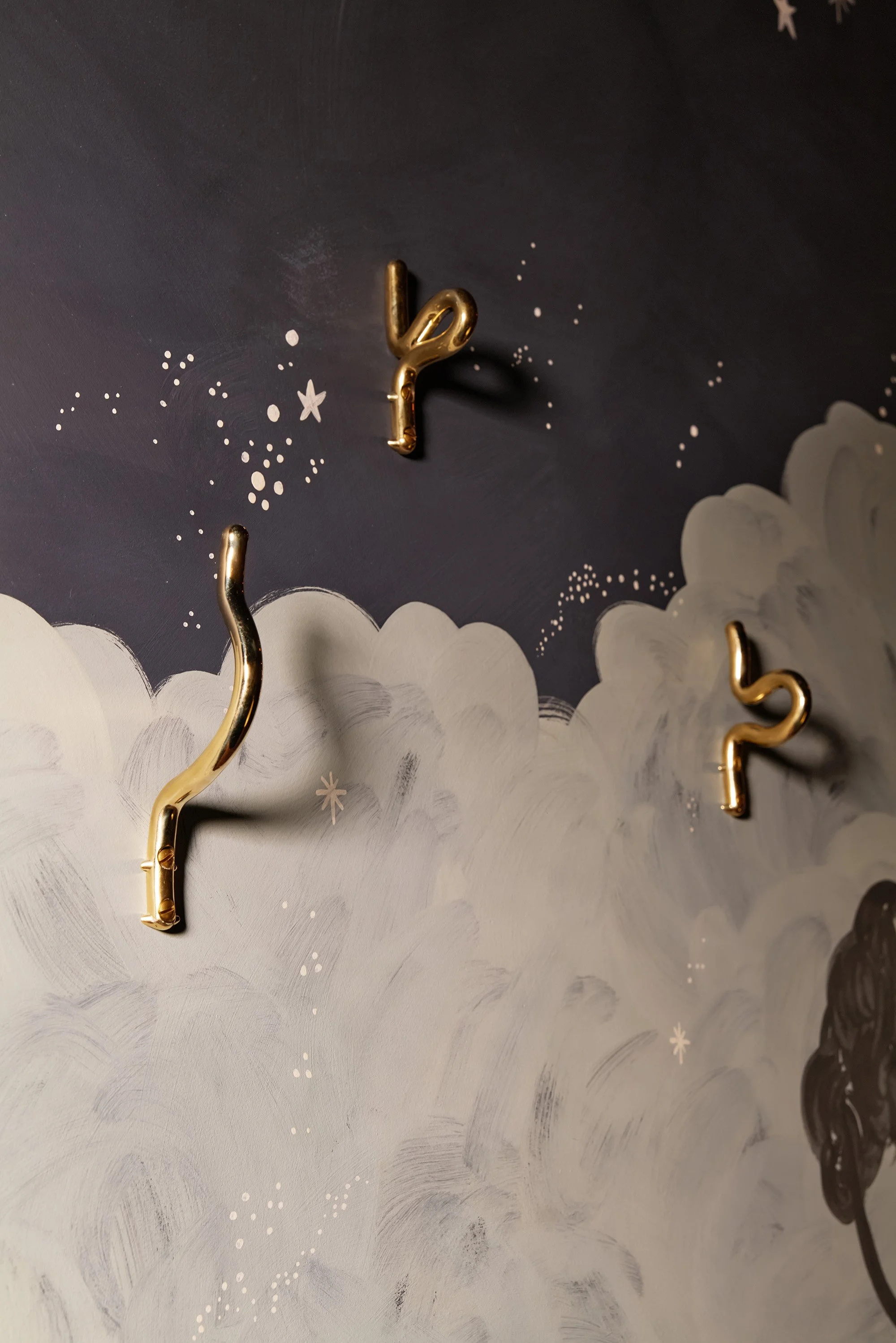 182 CLINTON_SHAPELESS0555_TONED.jpg