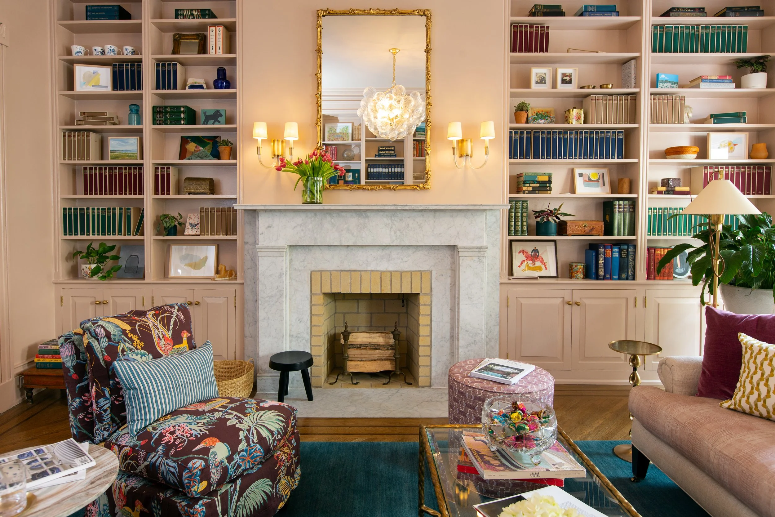 Showhouse_Horizontal_Fireplace_ForWeb_Erica Gannett.jpg