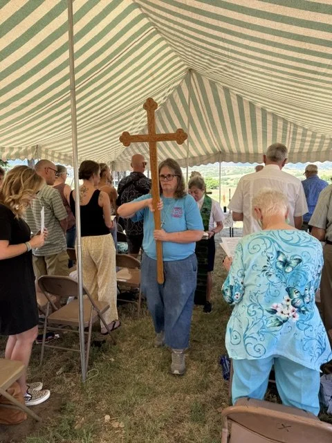 Processing to begin the Mass on the Grass service for Saint Philip in the Field's annual Homecoming Celebration