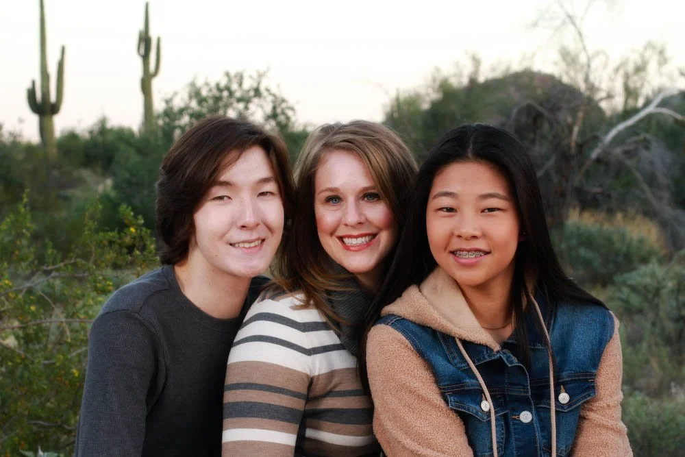  family photography, family portraits, Arizona, phoenix, family photo session, family at the White Tanks Mountain Regional Park