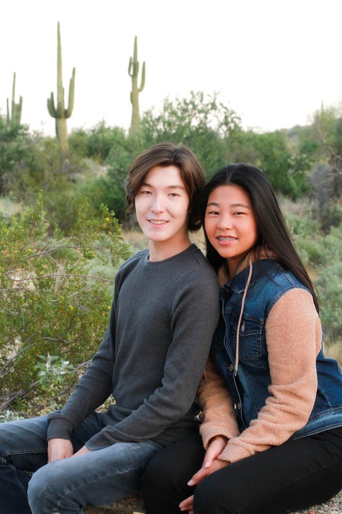  family photography, family portraits, Arizona, phoenix, family photo session, family at the White Tanks Mountain Regional Park