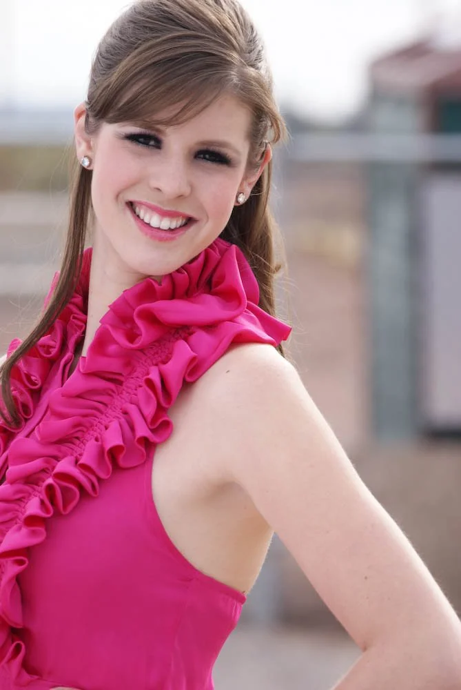 Senior portrait session, senior photography, Arizona photographer, phoenix area photographer, senior photos, Arizona Railway Museum Photography session