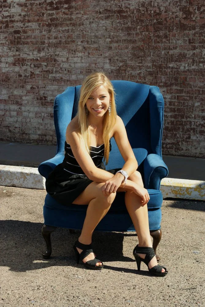 Senior portrait session, senior photography, Arizona photographer, phoenix area photographer, senior photos, downtown phoenix arts district and Roosevelt Row