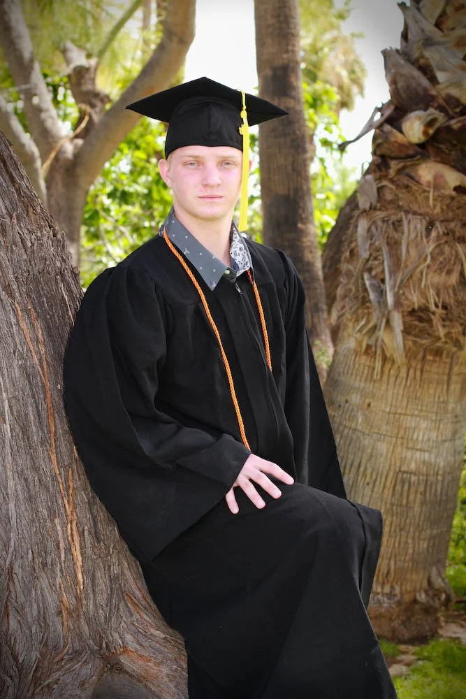 Senior portrait session, senior photography, Arizona photographer, phoenix area photographer, senior photos, The Farm at South Mountain, Cap and Gown