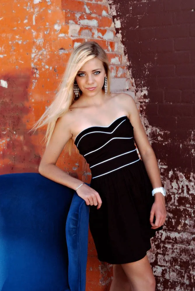 Senior portrait session, senior photography, Arizona photographer, phoenix area photographer, senior photos, Downtown Phoenix Arts District and Roosevelt Row