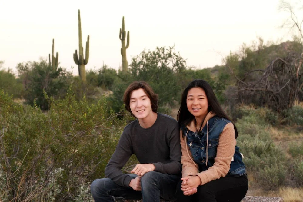  family photography, family portraits, Arizona, phoenix, family photo session, family at the White Tanks Mountain Regional Park