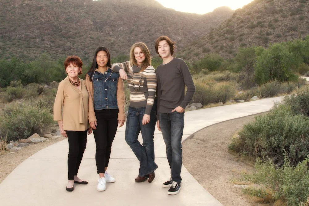  family photography, family portraits, Arizona, phoenix, family photo session, family at the White Tanks Mountain Regional Park