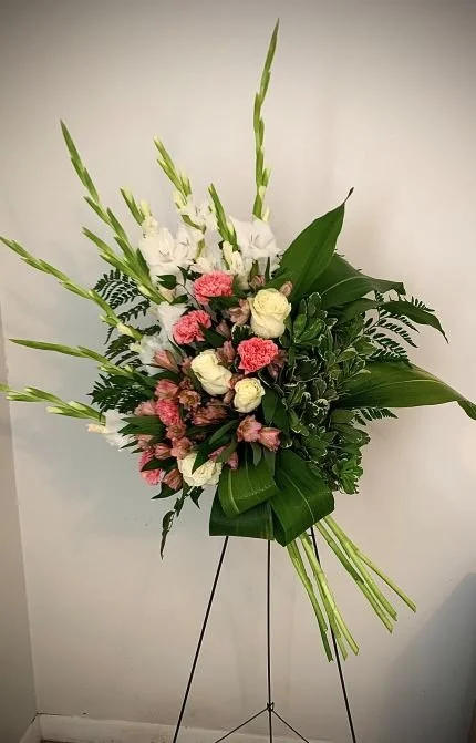 pink and white bouquet spray.jpg