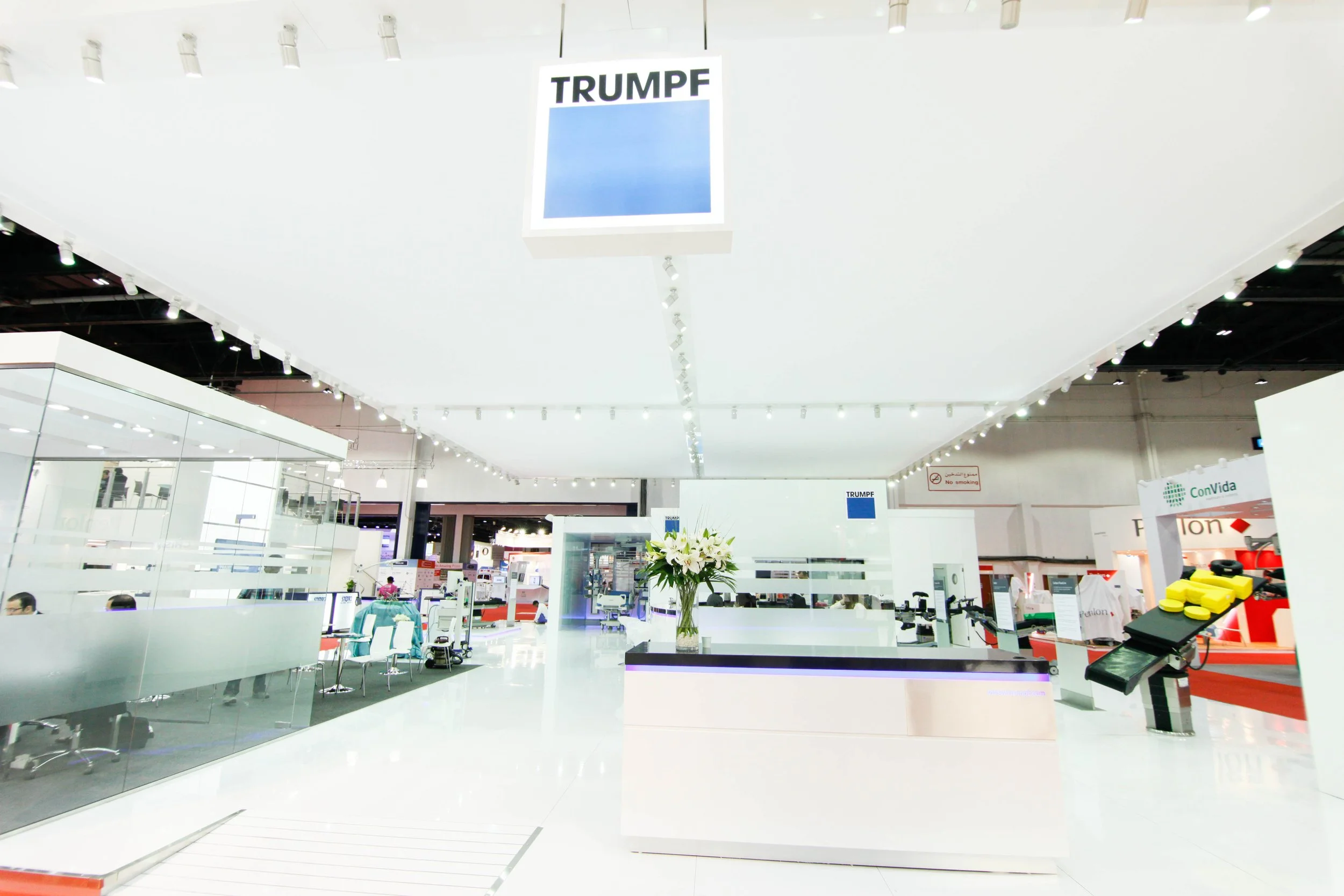 Trumpf-Medical-Stand-Front-View.jpg