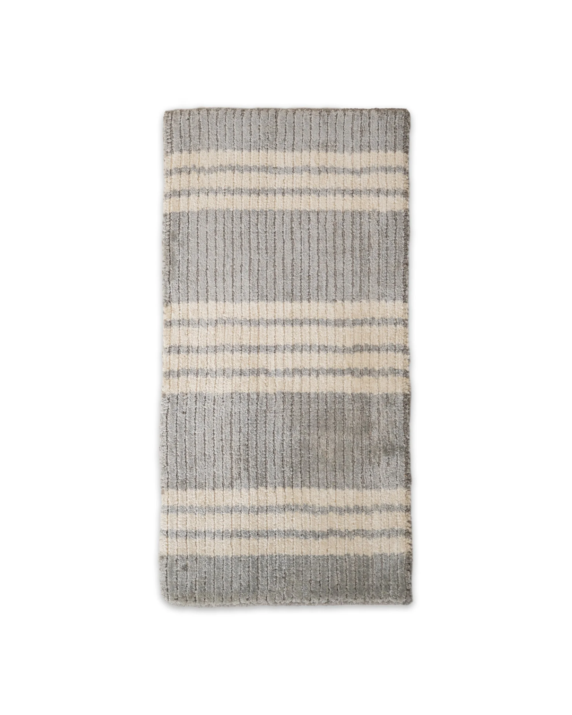 C-001557_01_handwoven_outdoor.jpg