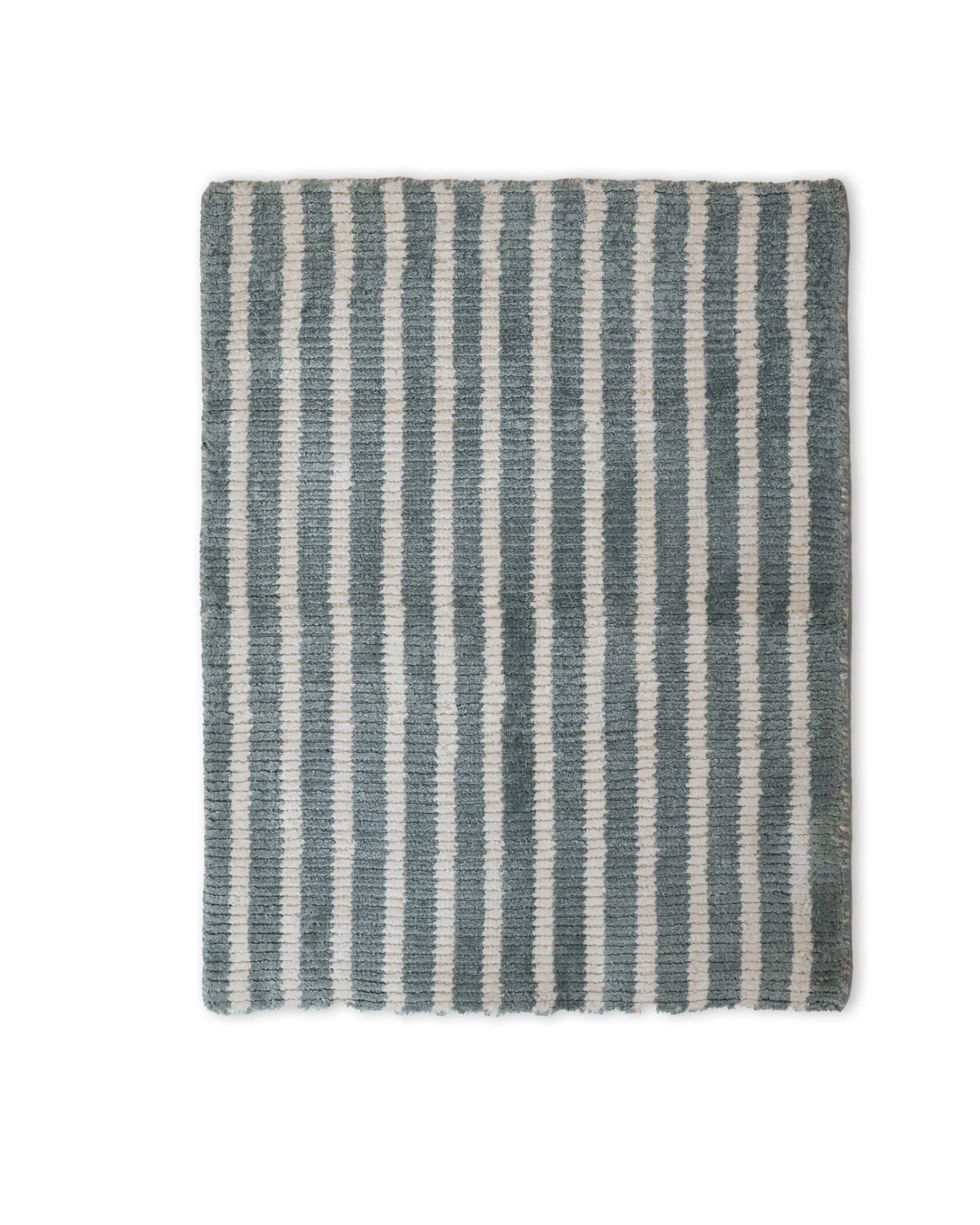 C-001558_01_handwoven_outdoor.jpg