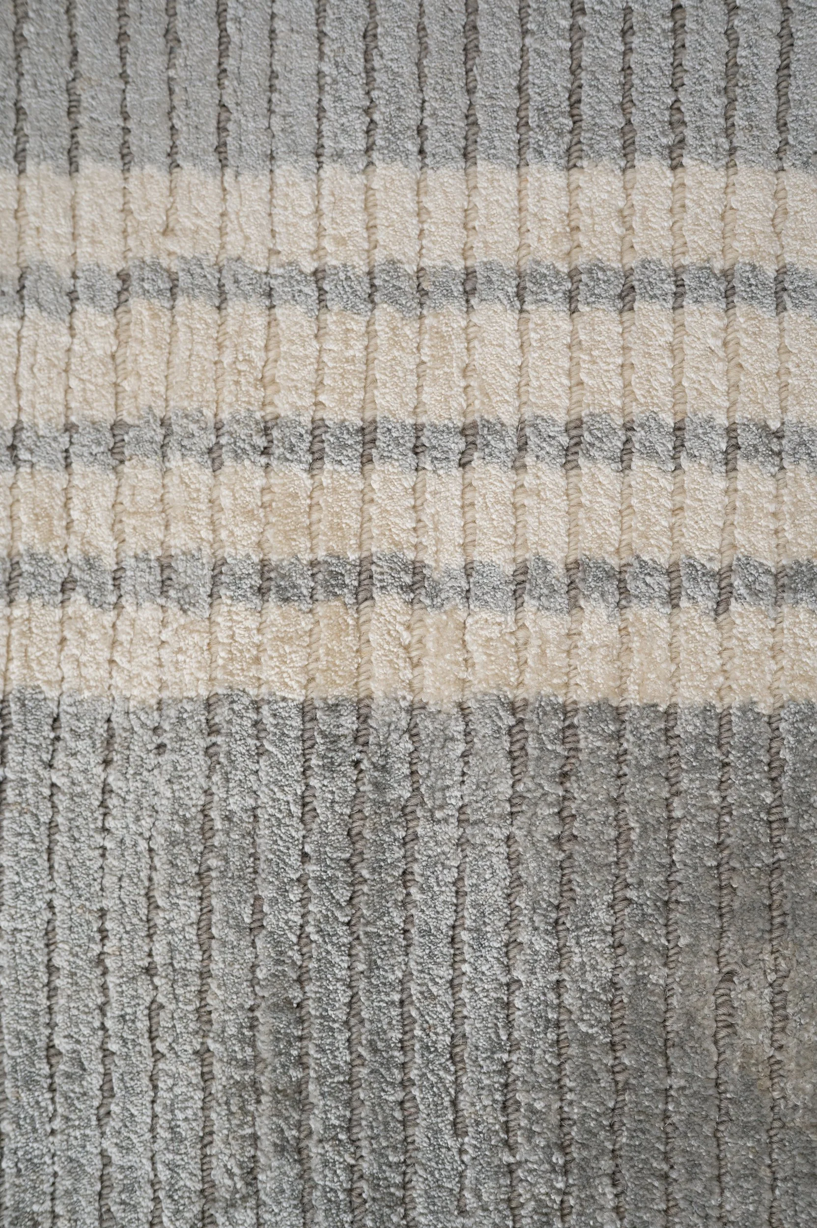C-001557_02_handwoven_outdoor.jpg