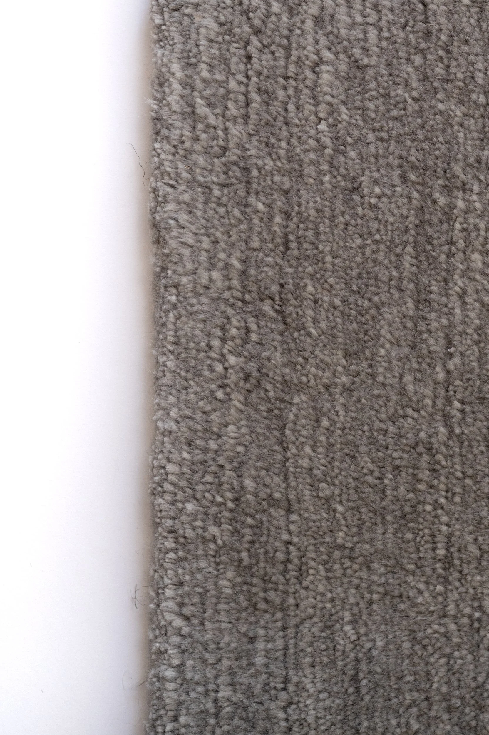 N-001046_03_handknotted.jpg
