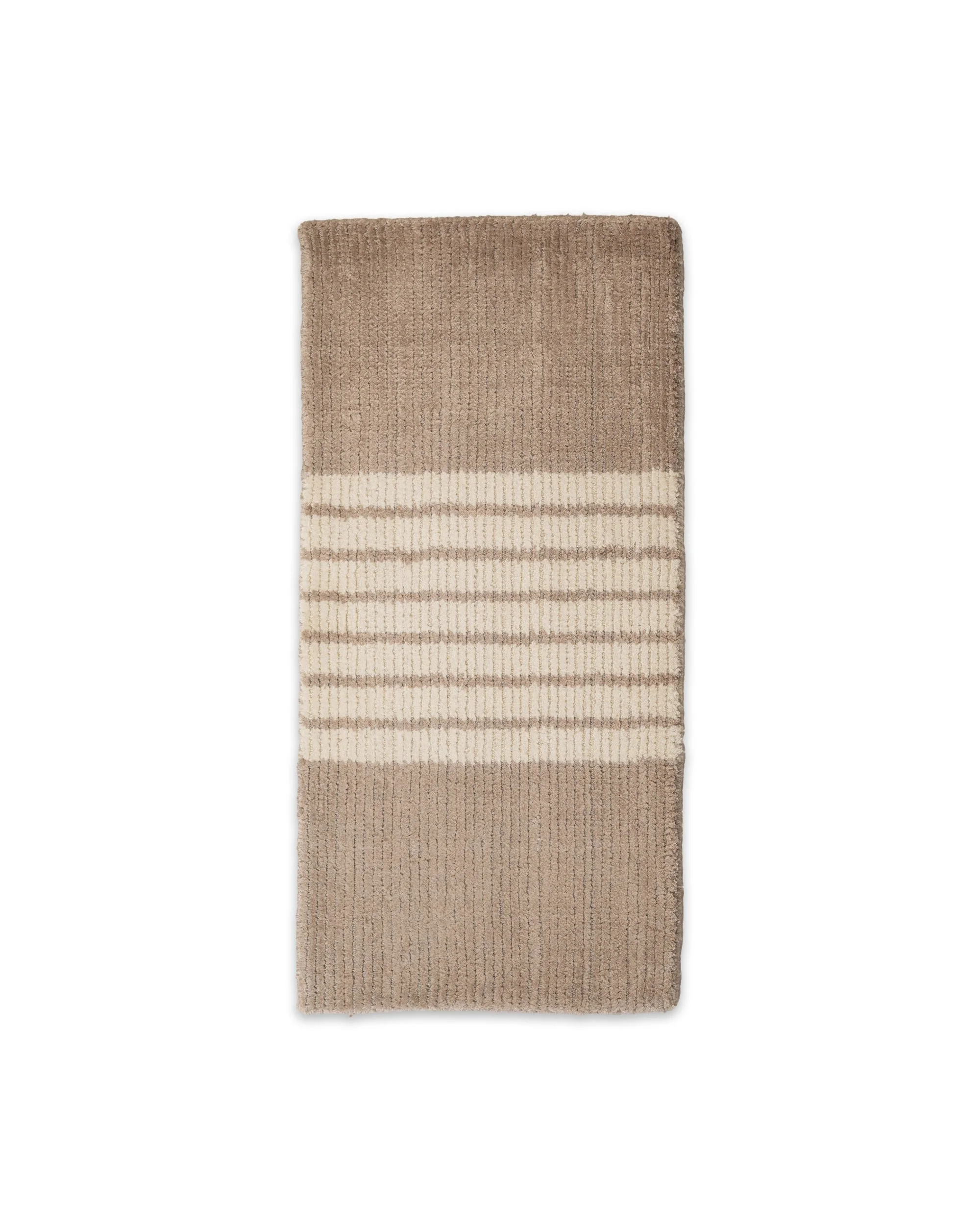 C-001568_01_handwoven_outdoor.jpg