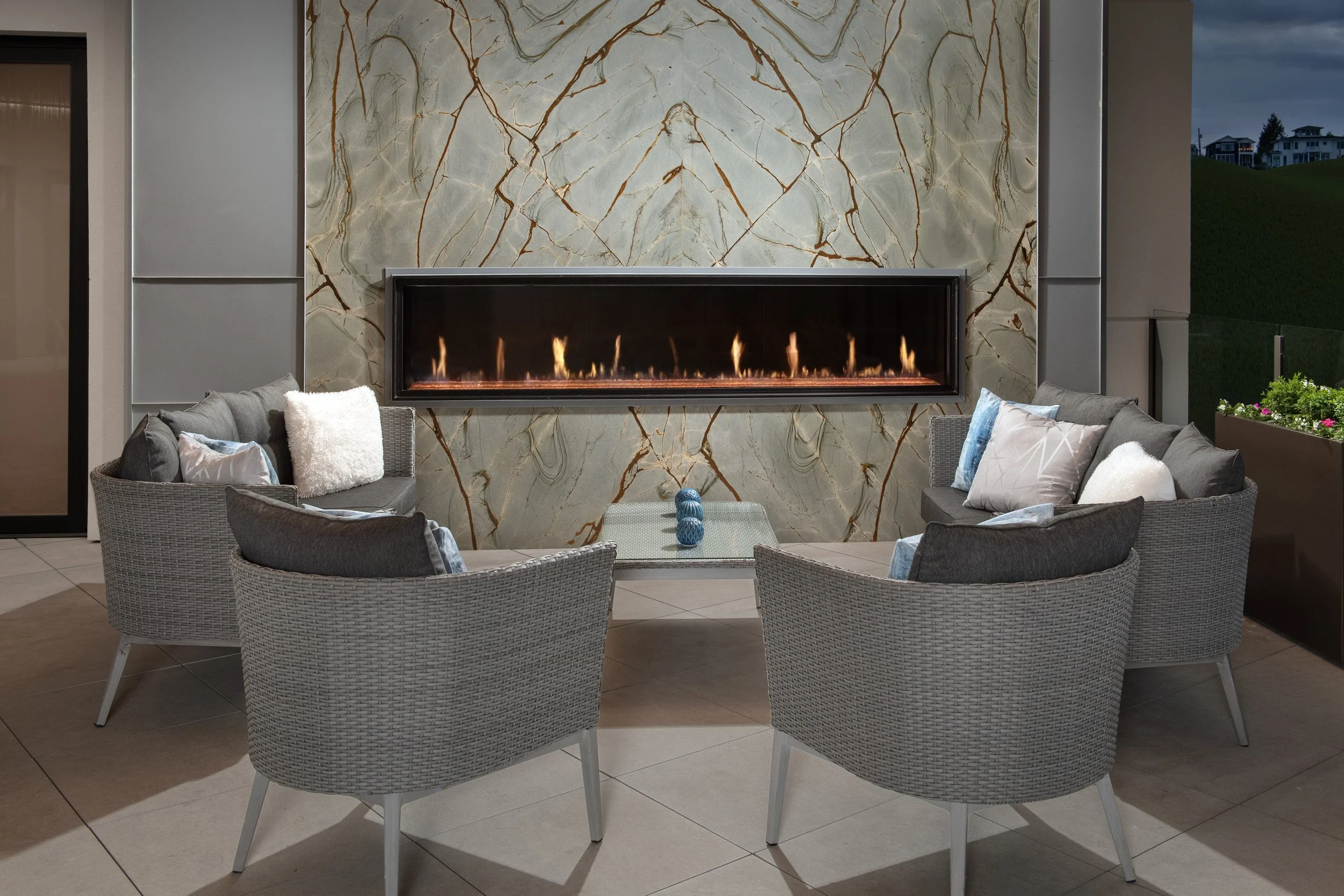 SILVERCLOUD_PTRUSTON_SPACES_WATERVIEW_TERRACE_FIREPLACE.jpg