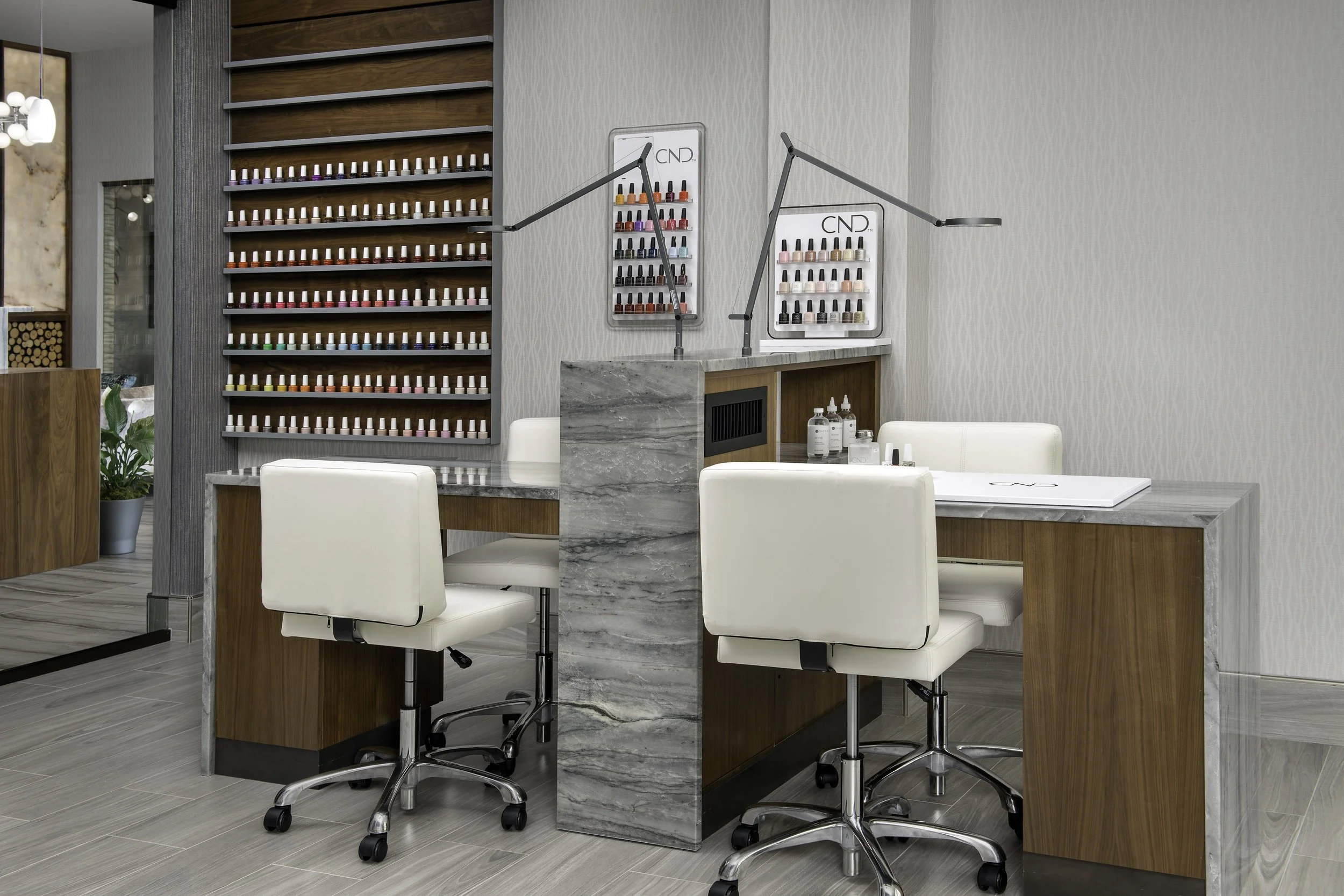 SILVERCLOUD_PTRUSTON_SPACES_SPA_MANICURE_STATION.jpg