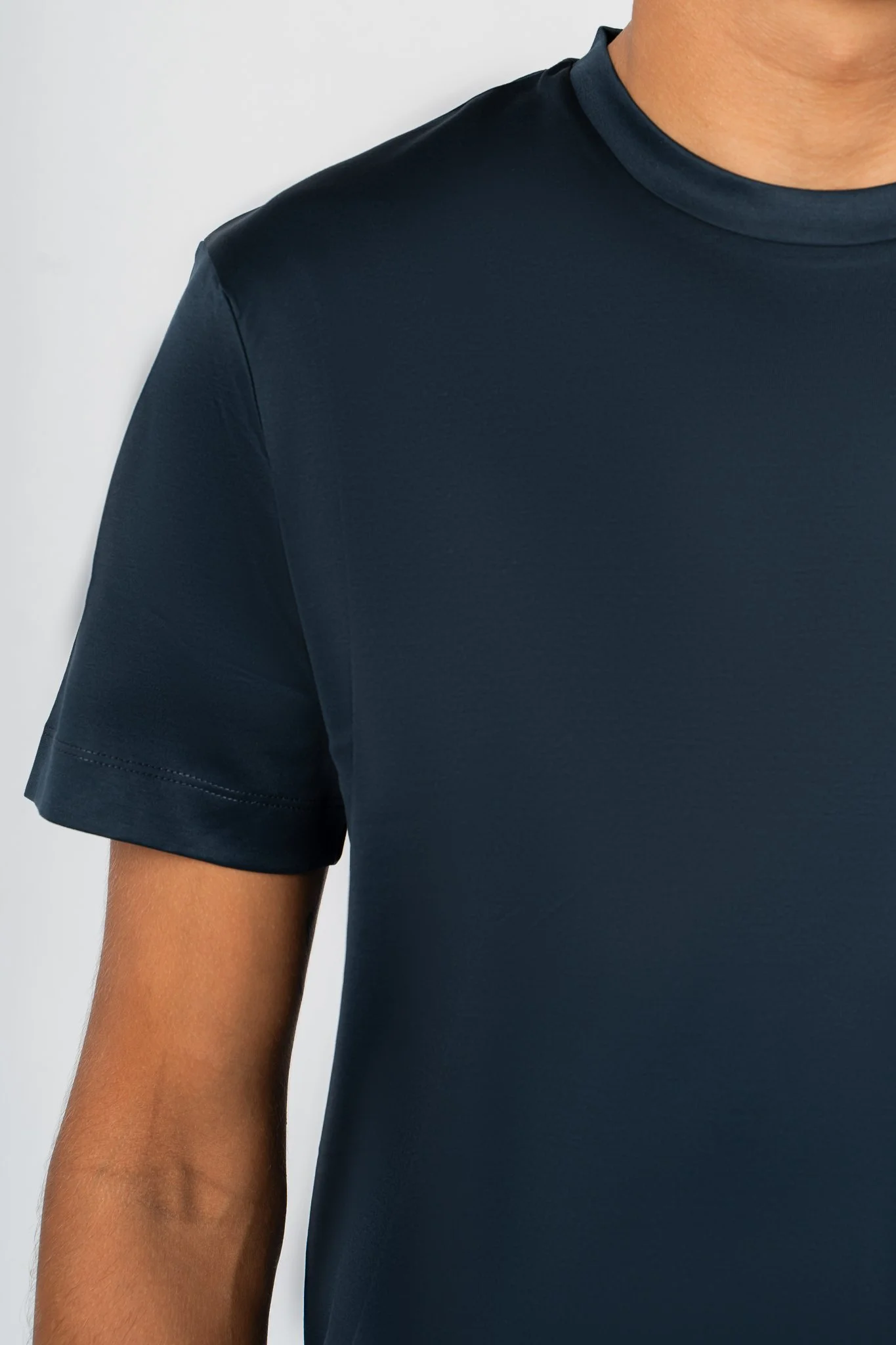 MOONStudios_AlvaroClothing_20260807(007).jpg