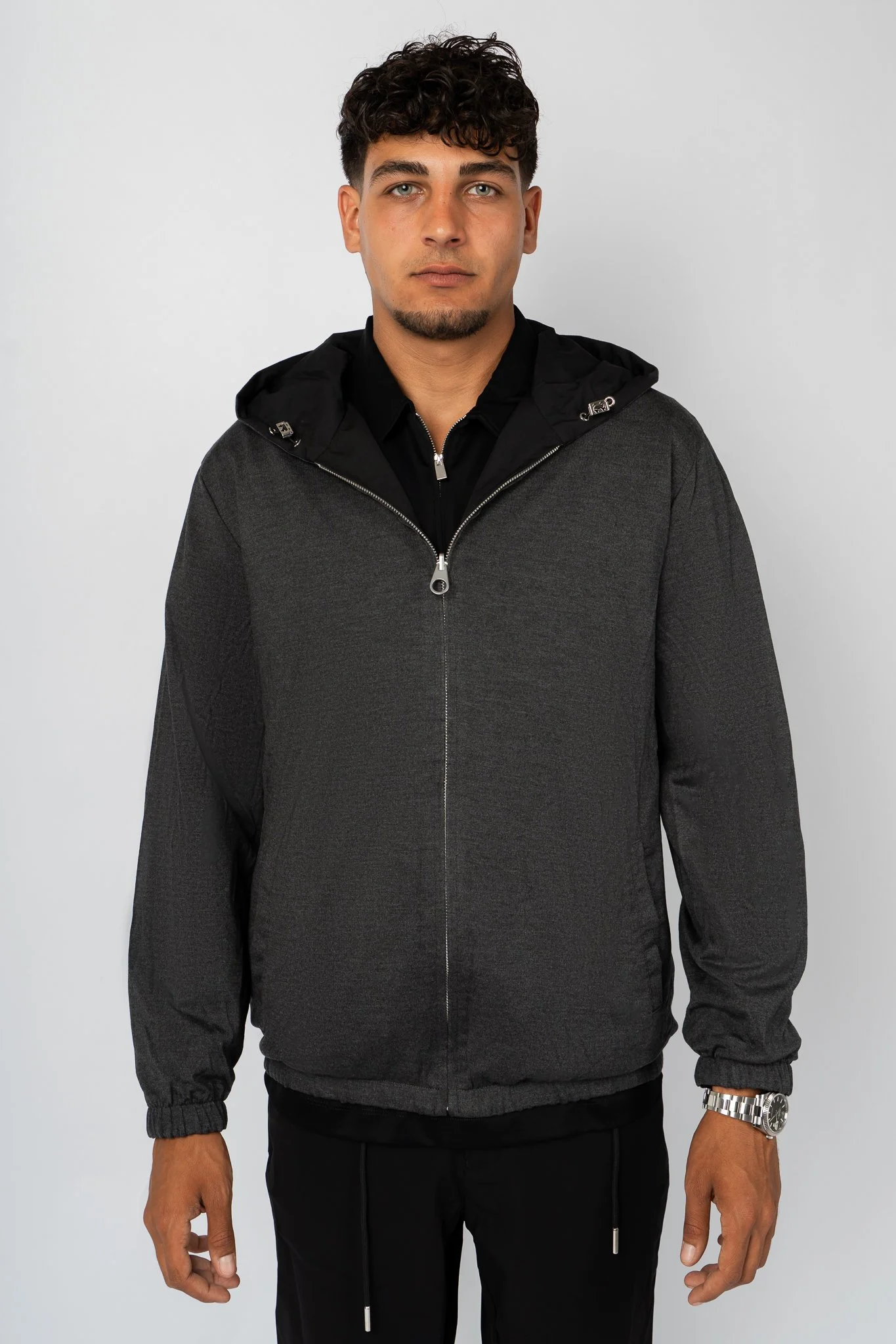 MOONStudios_AlvaroClothing_20260807(032).jpg
