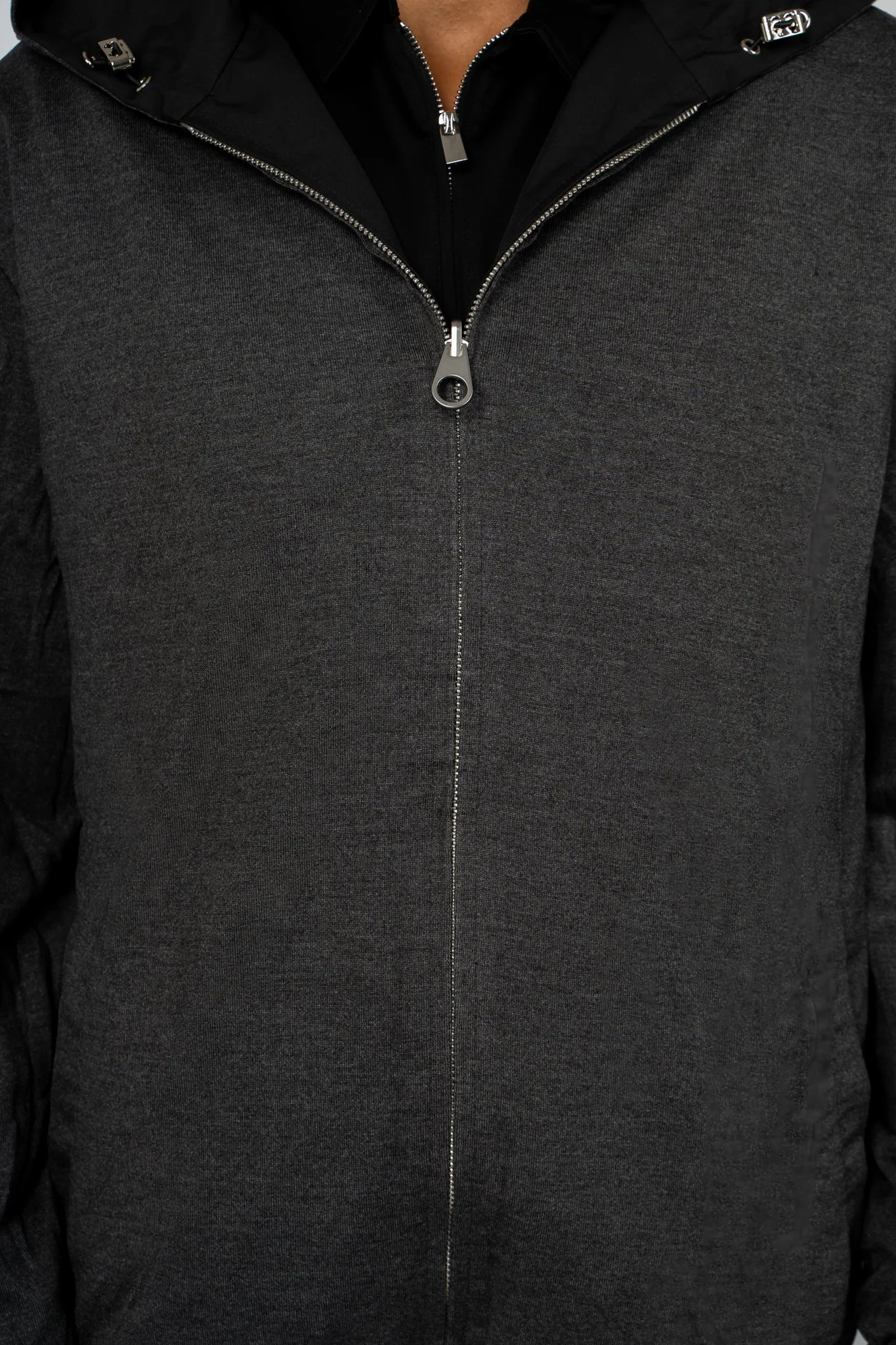MOONStudios_AlvaroClothing_20260807(033).jpg