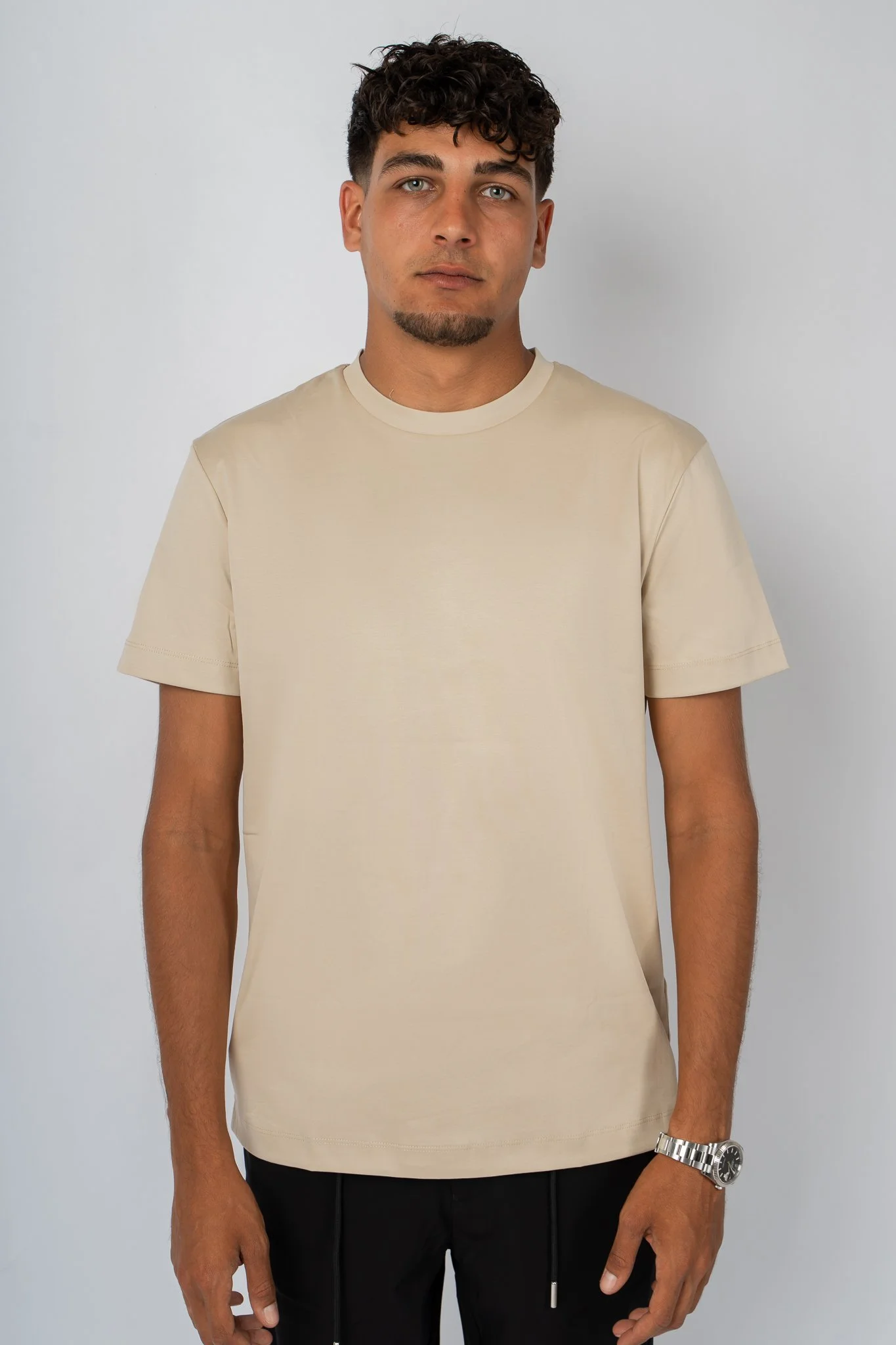MOONStudios_AlvaroClothing_20260807(021).jpg