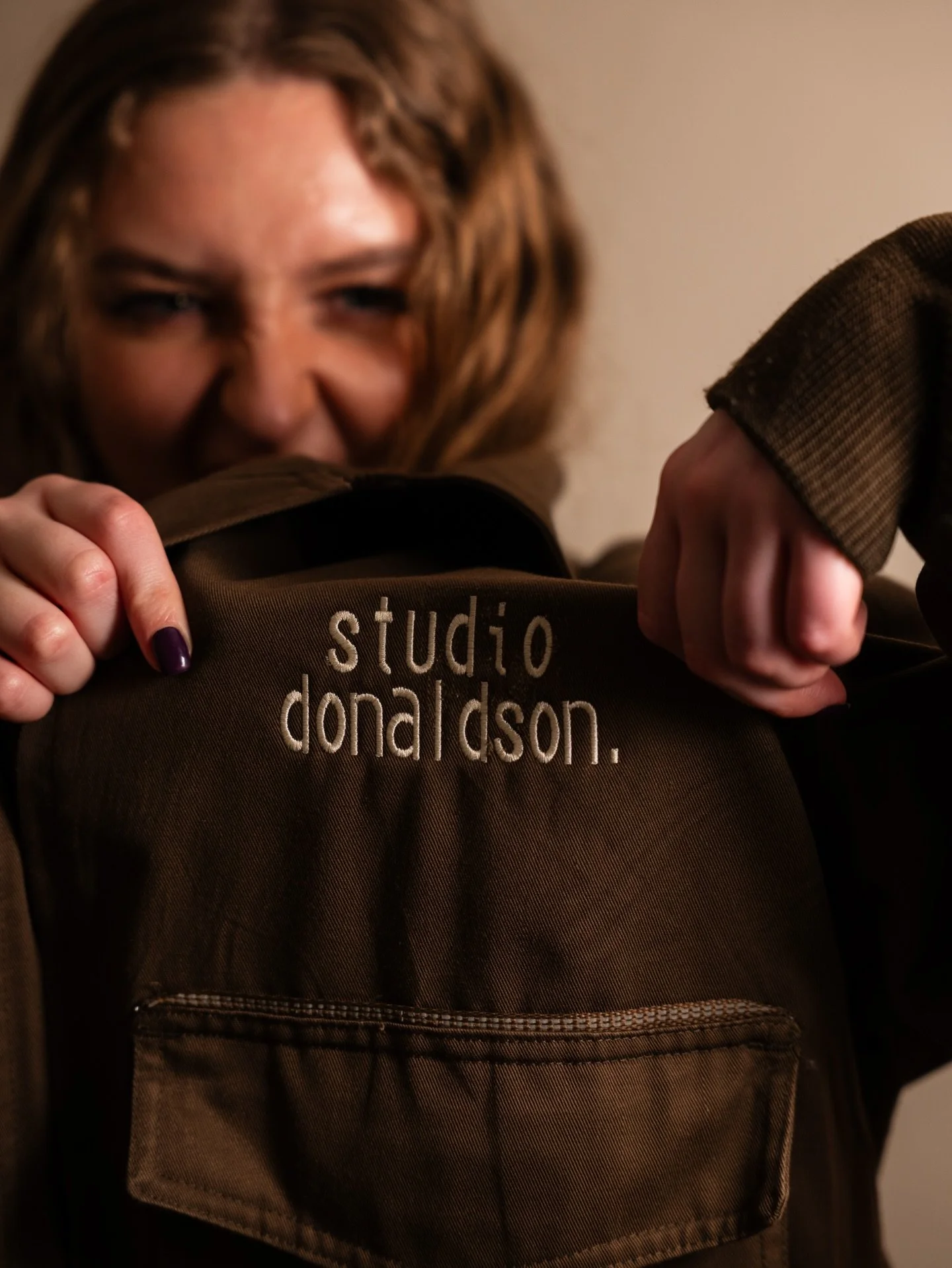 Thanks to @bebranded_uk and Christie for the custom bespoke jacket! 

Embroidery is on point 🔥

(Made from recycled UPS jacket) 

Thanks to karys for the modelling x