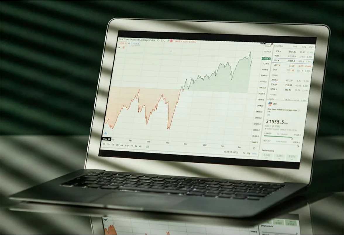 Economic Weirding — a New Era Job Market